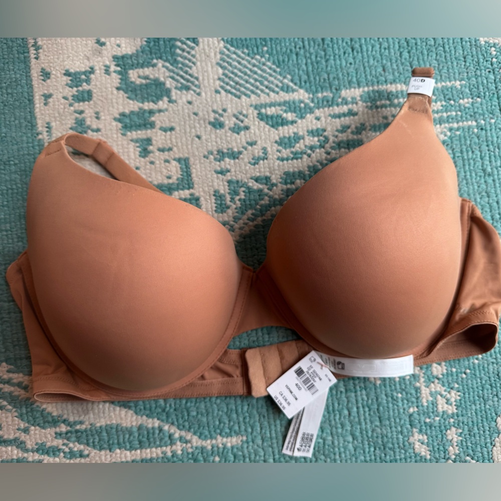 NWT Victoria's Secret Push-Up Bra in Tan